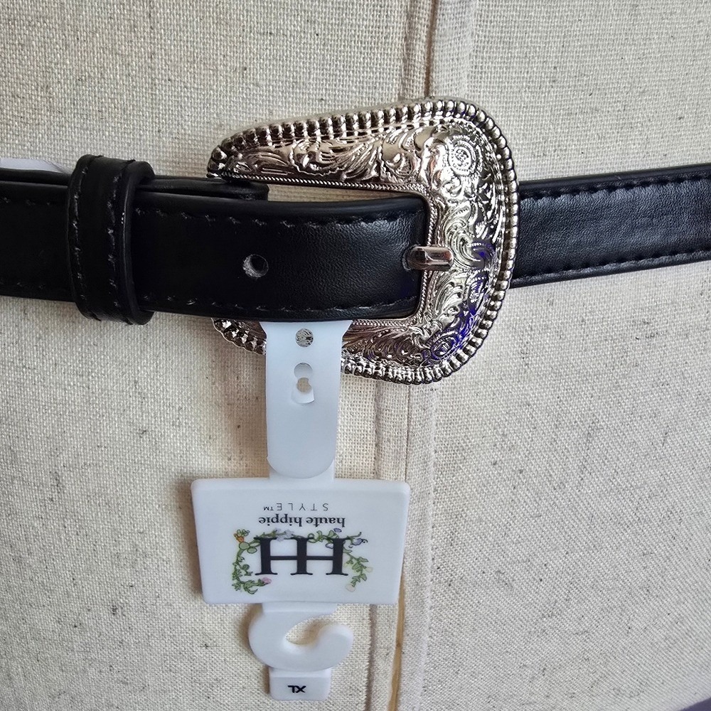Haute Hippie New Black Silver Concho Vegan Leather Western Statement Belt XL - Picture 4 of 6